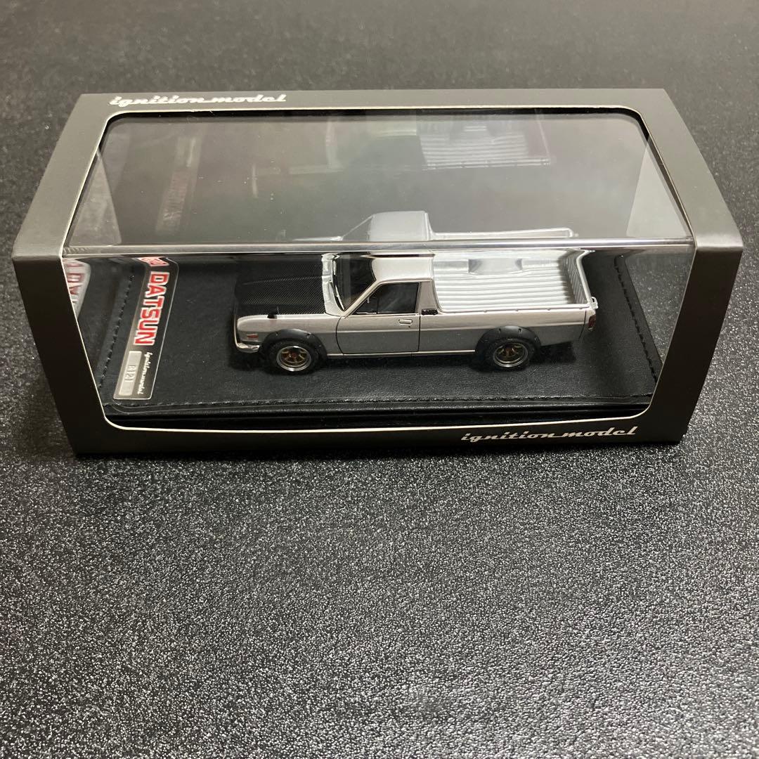 ミニカー IG1510 1/43 Nissan Hakotora Long Silver