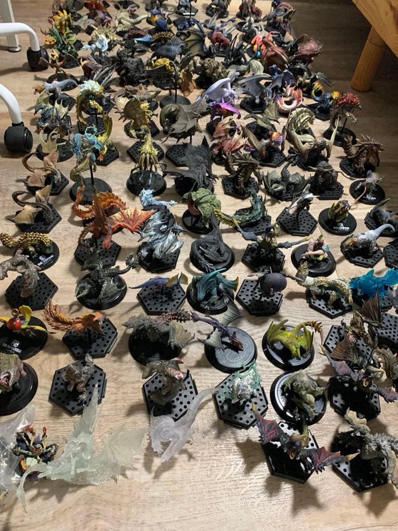 モンスターハンターフィギュア　スタンダードモデル　まとめ売り　約125体