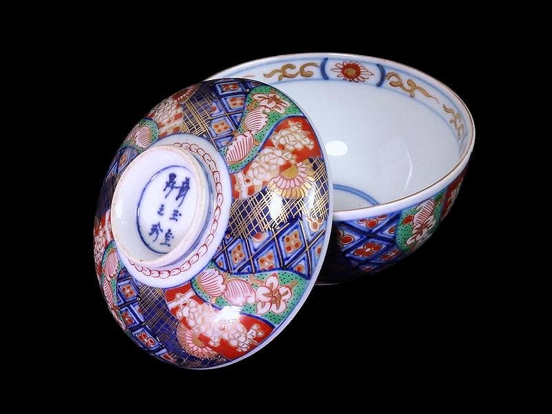 大聖寺伊万里　金襴手　捻り紋に寿の図　蓋茶碗　N158AS-DCd