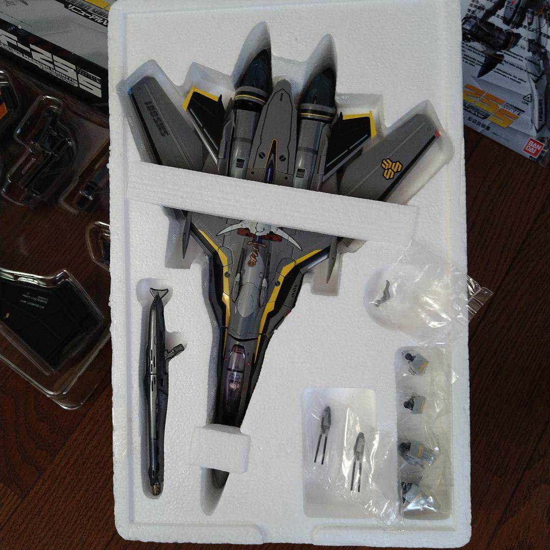 k*a様 中古DX超合金VF-25Sメサイアバルキリー（オズマ・リー機）リニュー