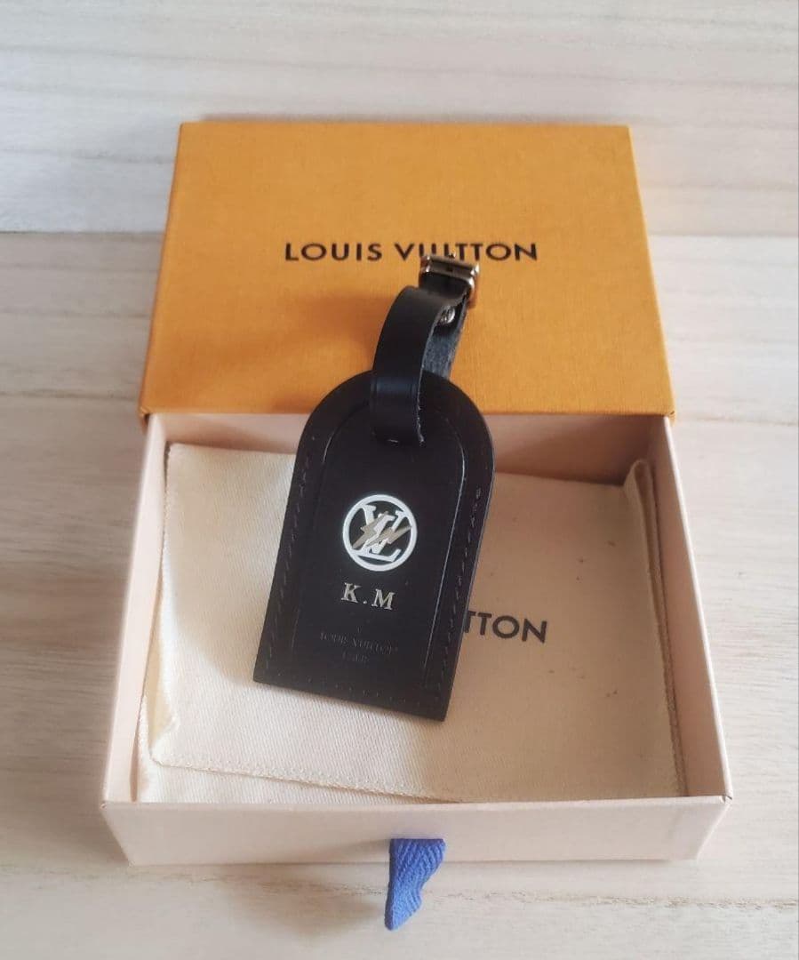 LOUIS VUITTON FRAGMENT DESIGN コラボネームタグ