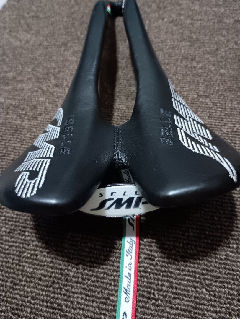 Selle SMP composite ロードバイクサドル