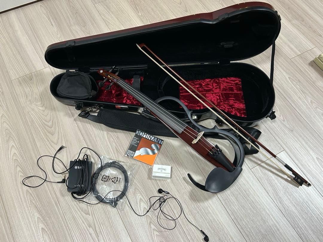 ヤマハ　YSV104 サイレントバイオリン　弓、ケース付きフルセット