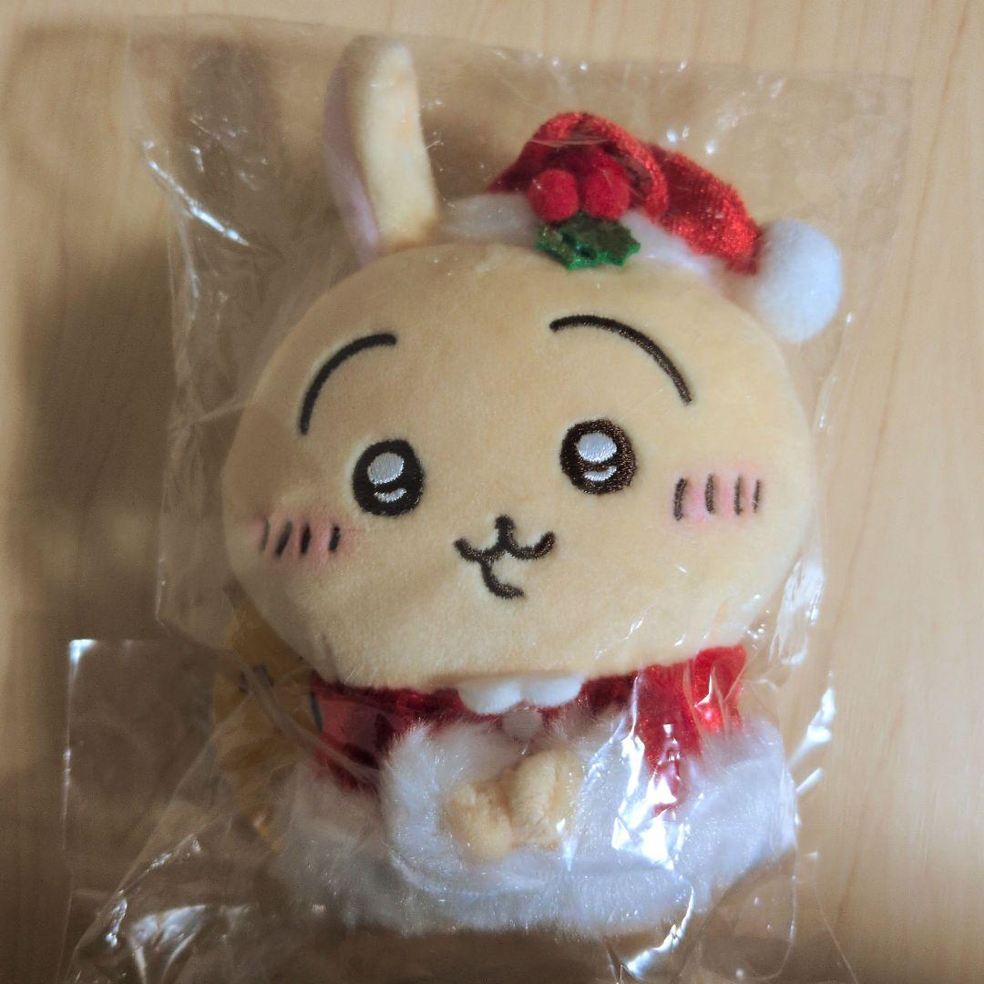 ちいかわ　サンタさんだ！持ちますマスコット　うさぎ
