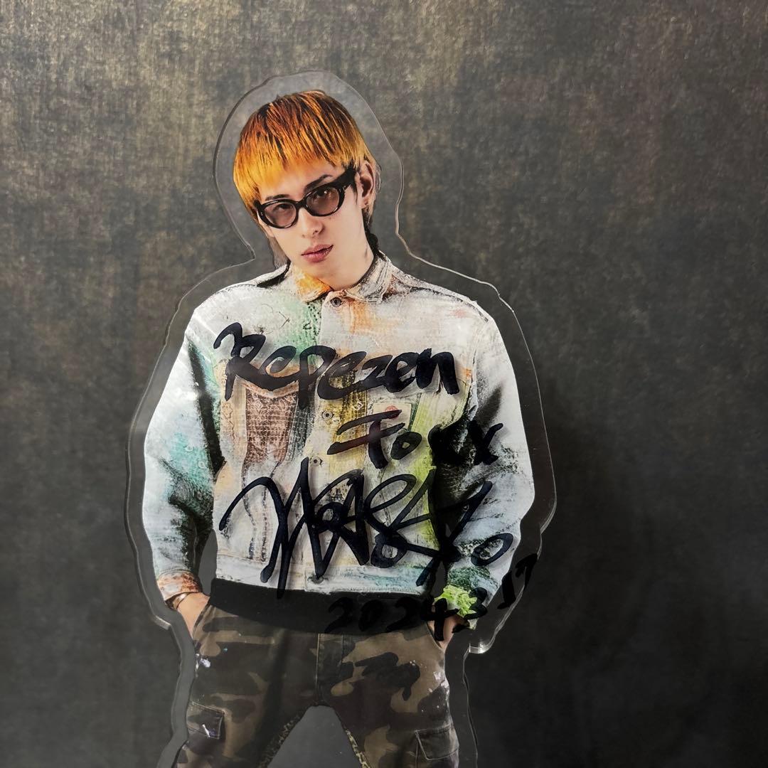 DJ脇 サイン入りアクリルスタンド