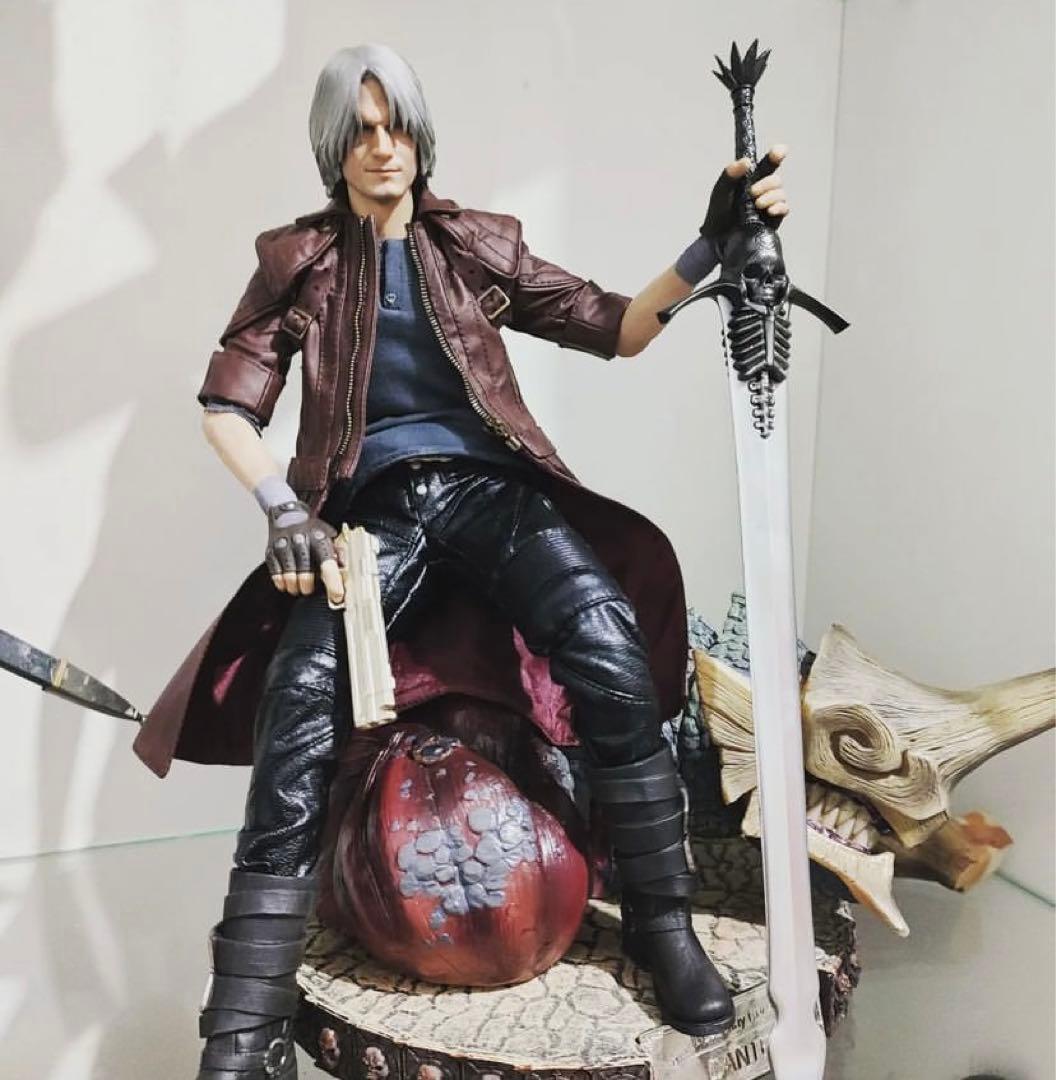 Asmus Toys ダンテ 用　台座　1/6 フィギュア ホットトイズ 系