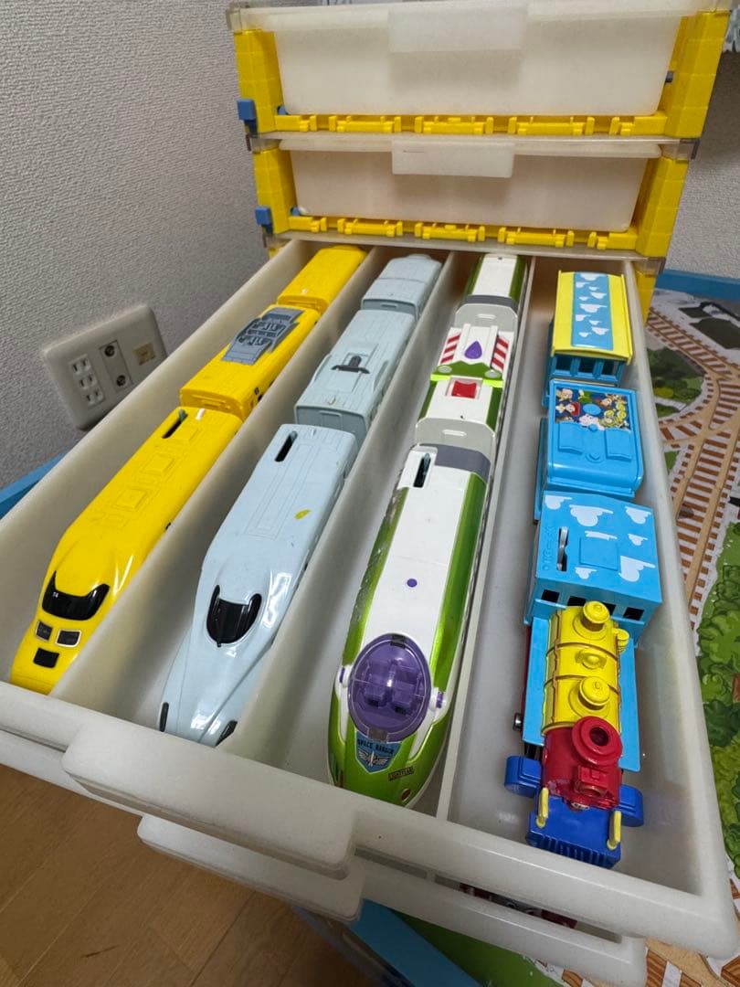 きかんしゃトーマス　プレイテーブル　プラレールセット 引取限定
