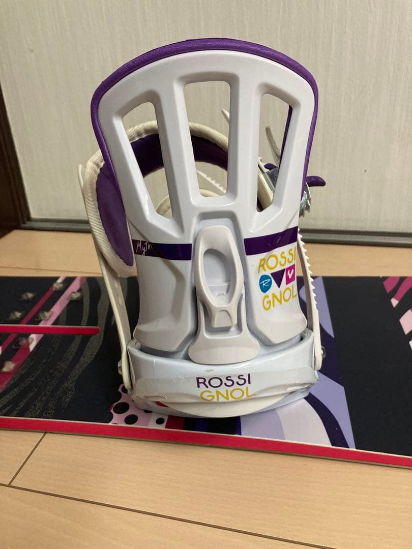 美品！レディーススノーボード 板kissmark 145 ダブルキャンバー