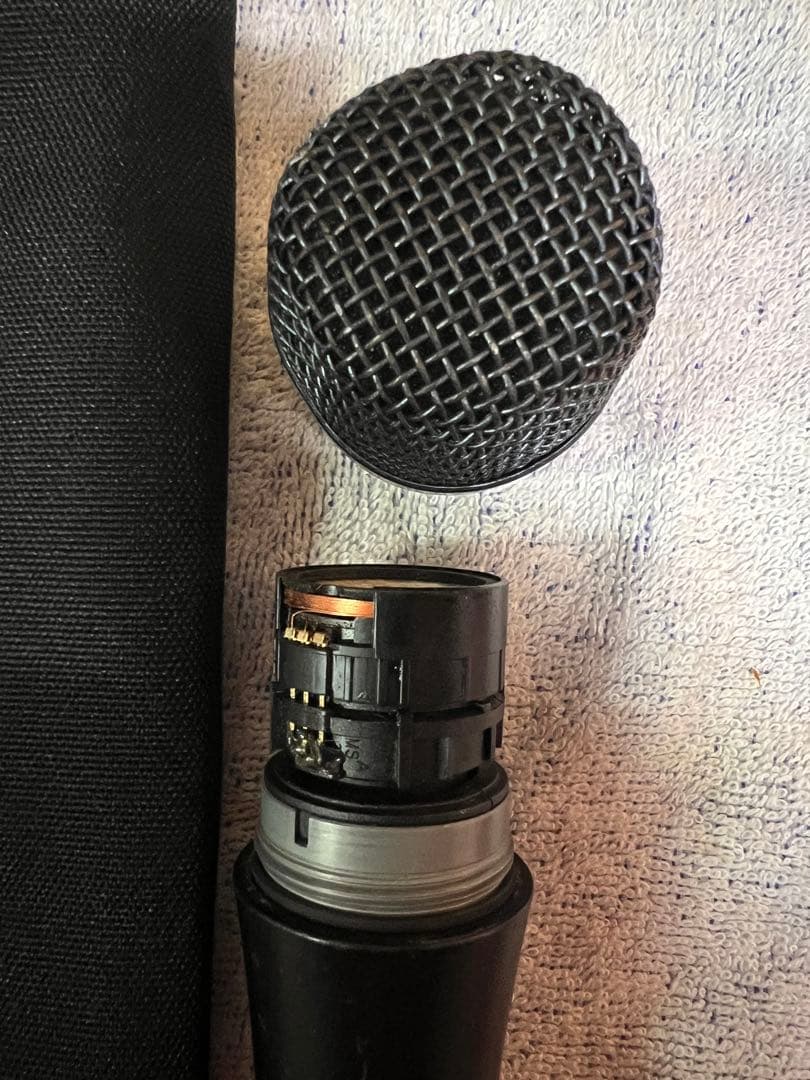 Sennheiser e935 ダイナミックマイク 前モデル