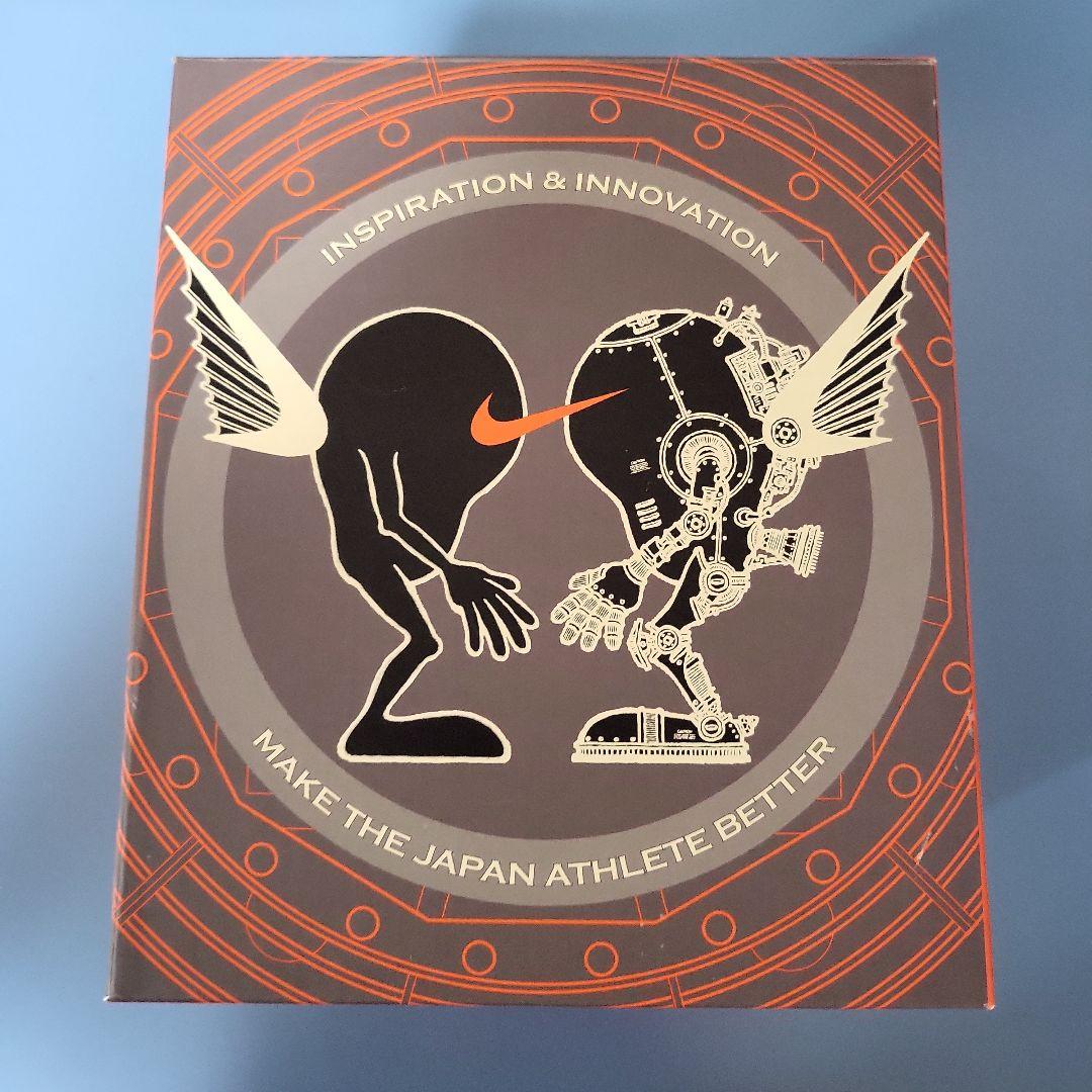 NIKE keynuts フィギュア　メディコムトイ　ホワイト