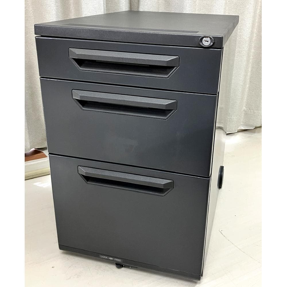 #2774-2　UCHIDA　スチールワゴン　サイドワゴン　デスクワゴン　鍵あり