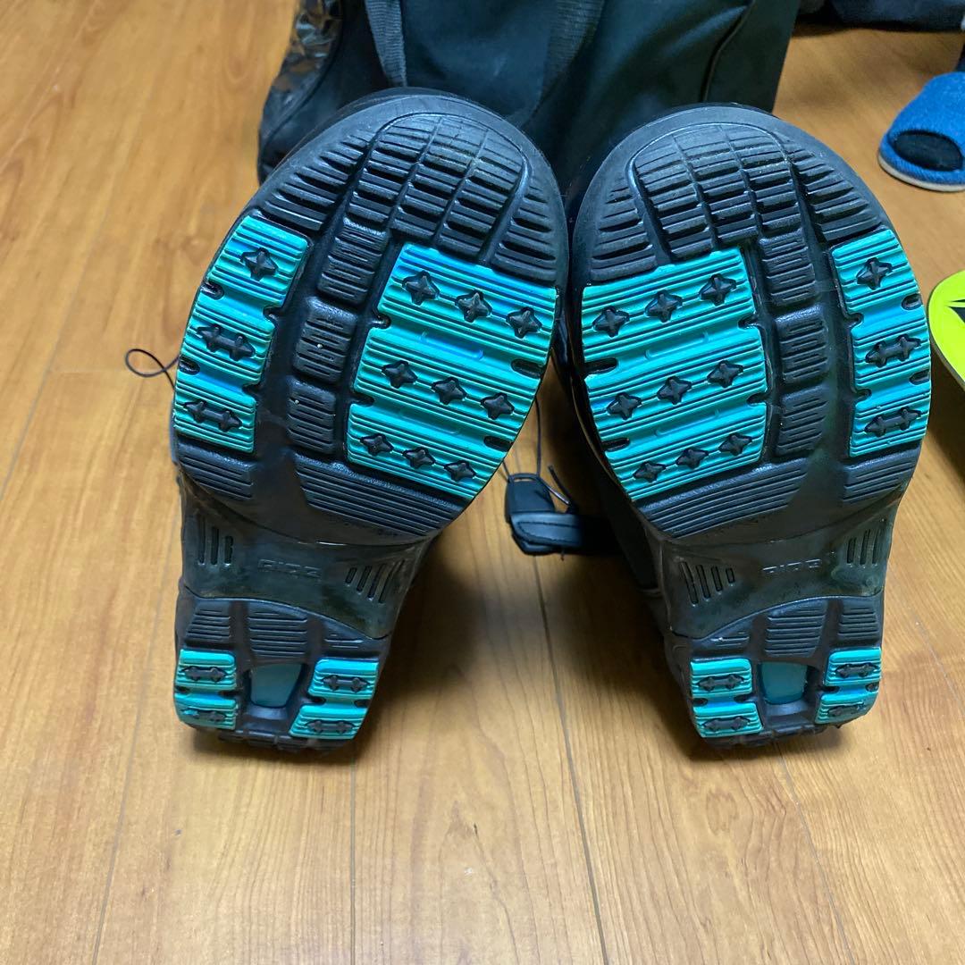 RIDEスノーボード、ブーツ、グローブとIXNINEゴーグルとその他ウェア等