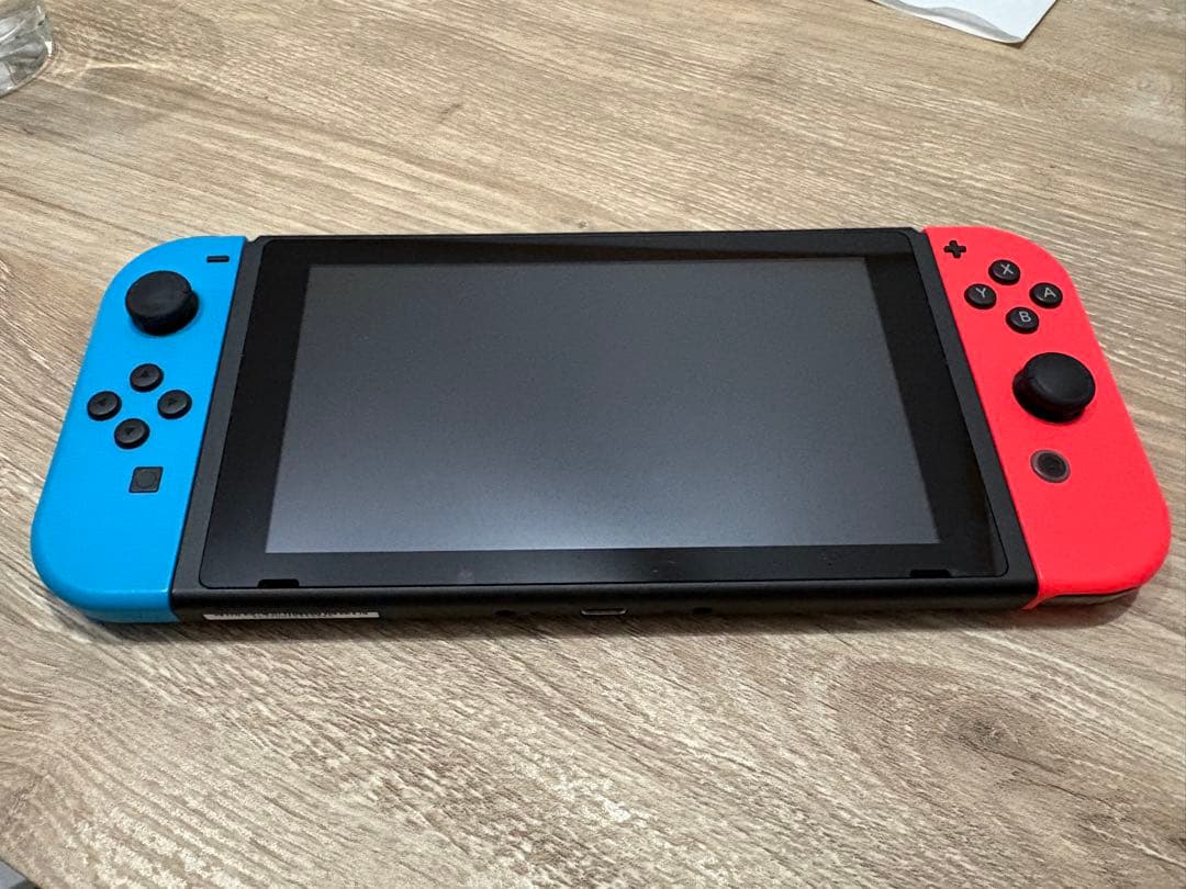 Nintendo Switch 本体 赤/青 Joy-Con 充電器 付き