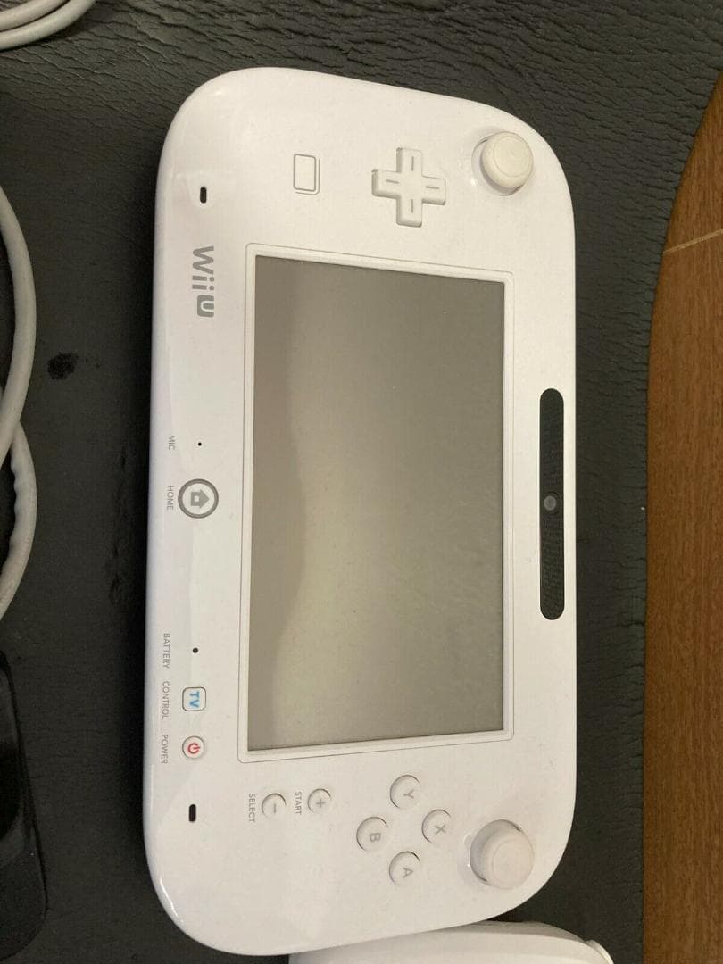 【完動品】任天堂 WiiU WUP-101(01) ファミリープレミアムセット