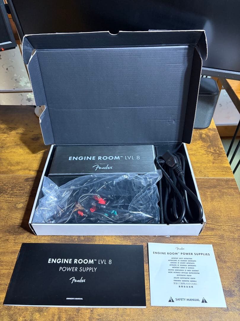 FENDER ENGINE ROOM LVL8 (おまけ有り)