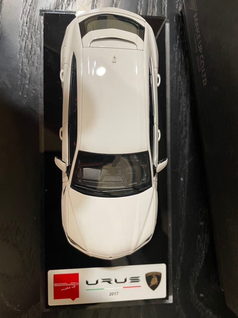 EIDOLON Lamborghini URUS 2017 ホワイト 1/43