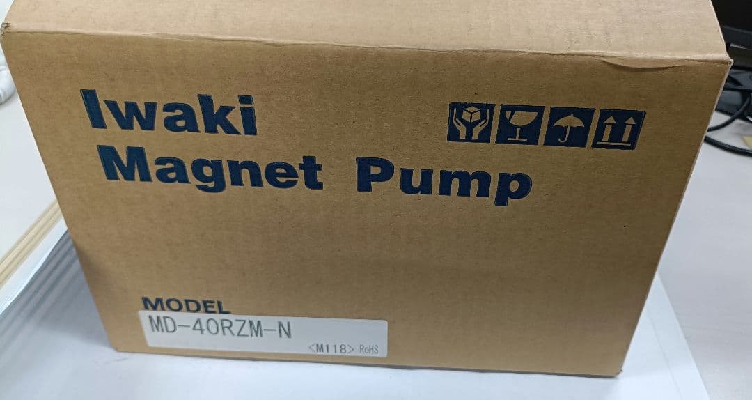 【未使用品】イワキ　マグネットポンプ　MD-40RZM-N