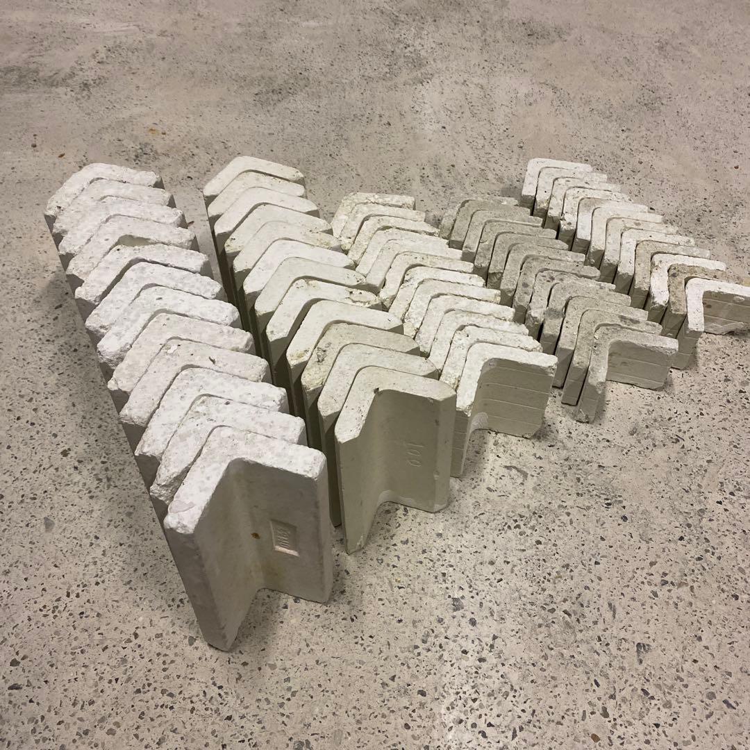 【中古】陶芸用具支柱ツク③h11.5•9.9•6.6各12個・h3.8•24個