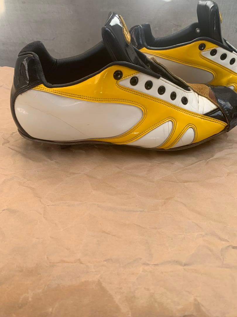 ジャカーズ創工　野球　オーダー　スパイク　シューズ 黒/黄/白　サイズ 28cm