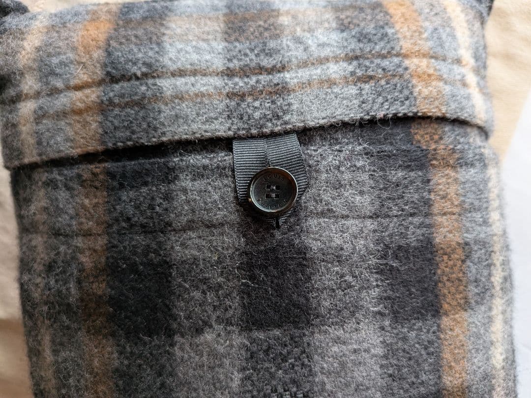 ルイヴィトン トラベルセット 枕 靴下 2点セット