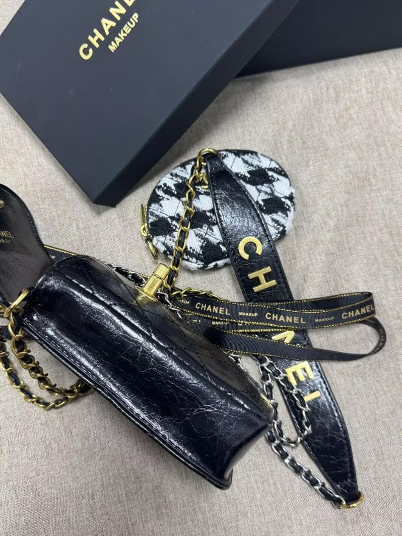 VIP限定✨ノベルティ✨非売品ノベルティ スマホポーチ＆ミニバッグ　BOX付