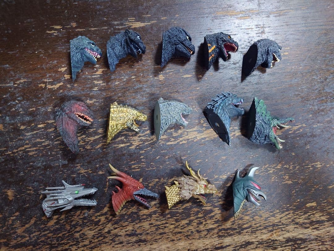 ゴジラ一番くじ　モンスターヘッドマグネット 14体セット