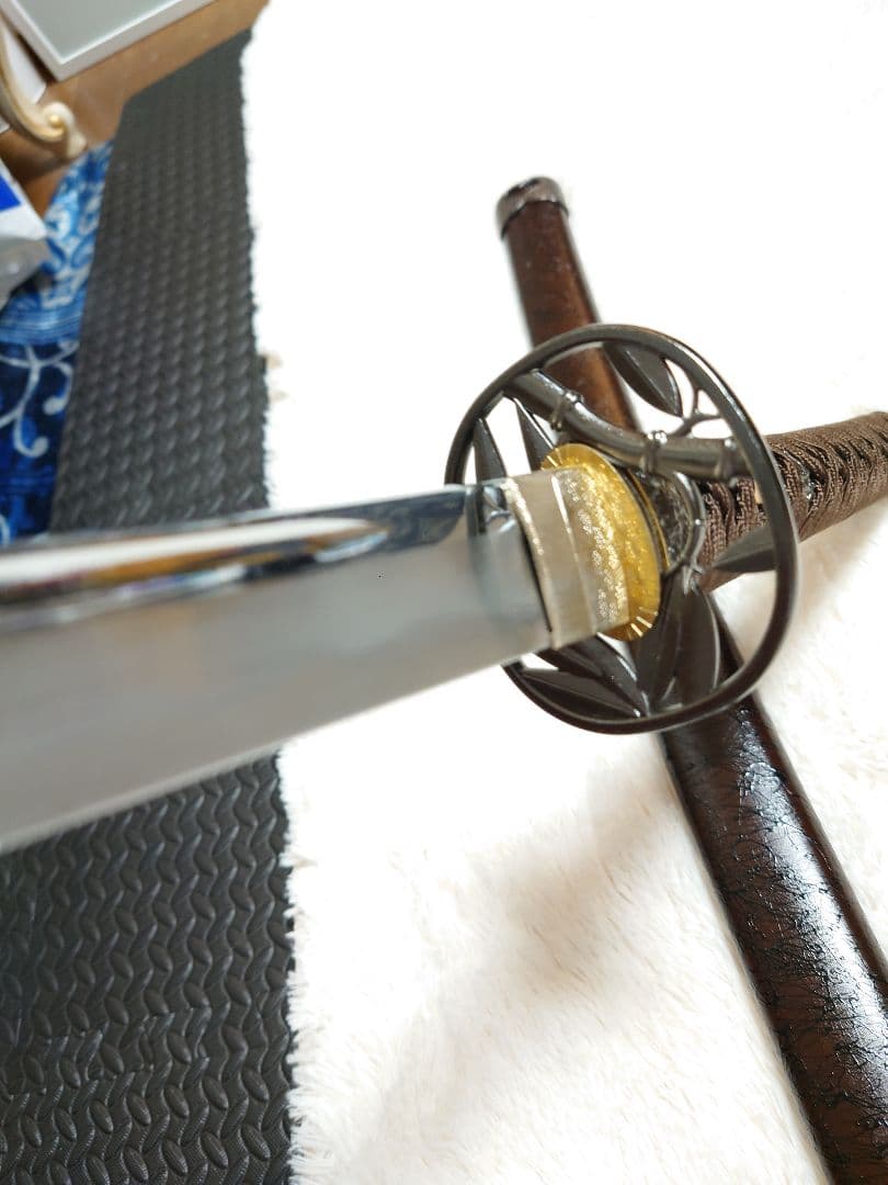 インテリア　模造刀