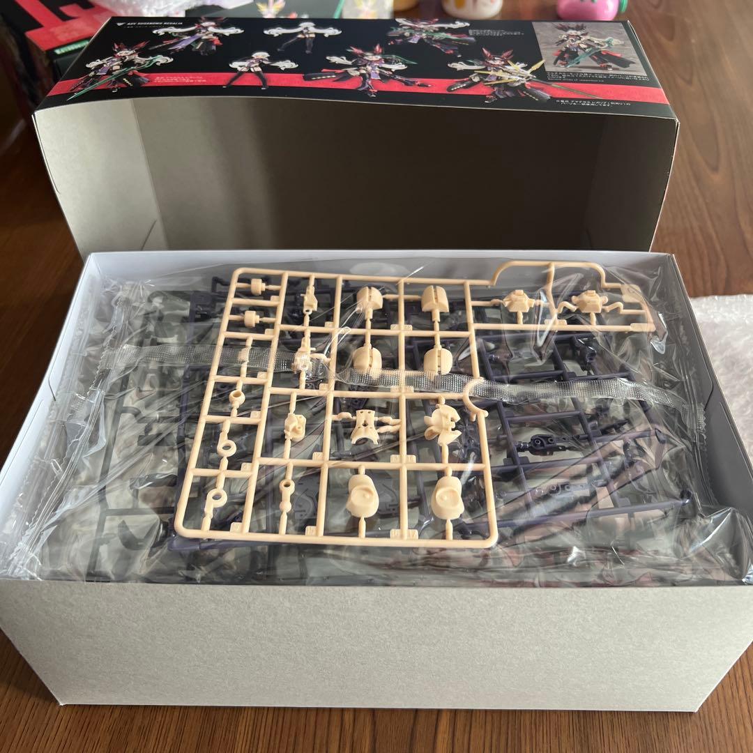 メガミデバイス　皇巫アマテラス　レガリア　皇巫スサノオ　レガリア　特典パーツ