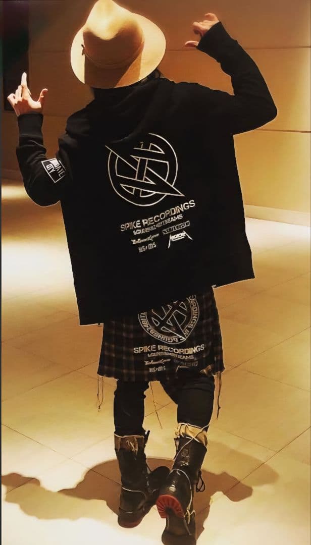 【貴重】SPIKE RECORDINGS HKDTパーカー