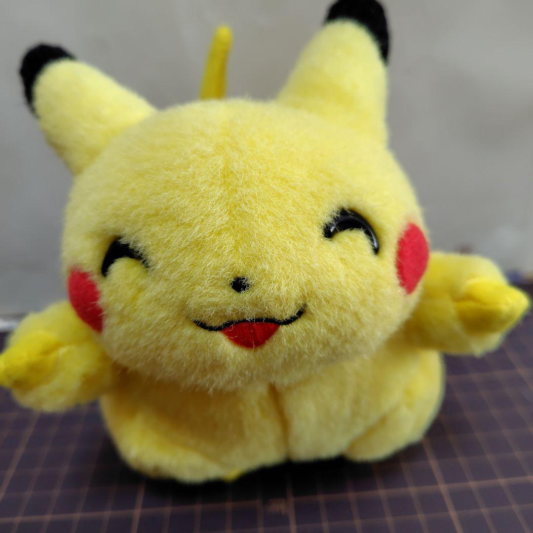 ★激レア★ニコニコバンザイピカチュウ　 初期の頃のぬいぐるみです。