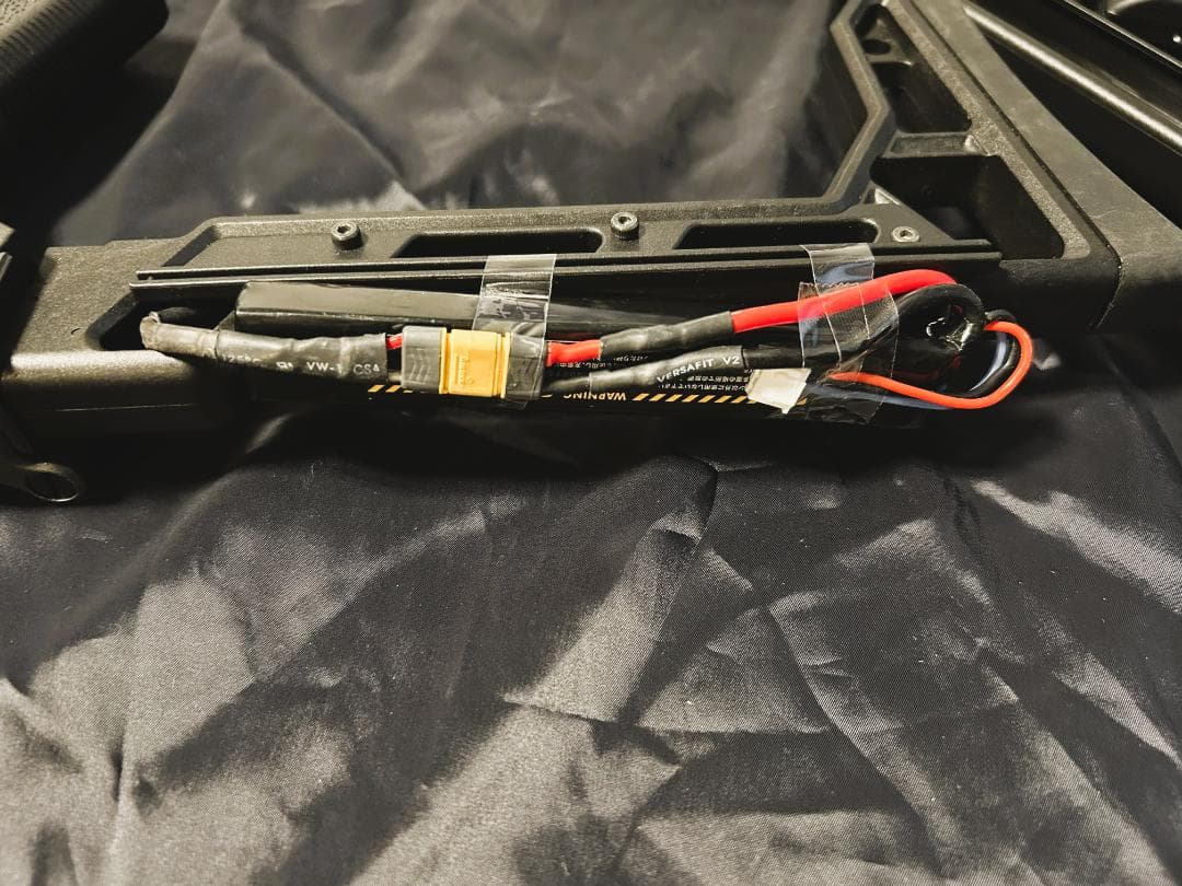 電動ガン CAT Versatile-10s AK M4マガジン仕様