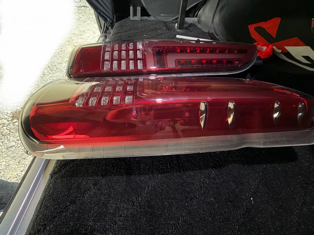 ハイエーステールランプ　FLEXトムスレガンス同タイプ超希少美品　保安基準適合品