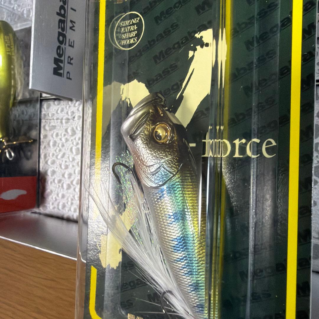限定　メガバスMegabassプレミアム