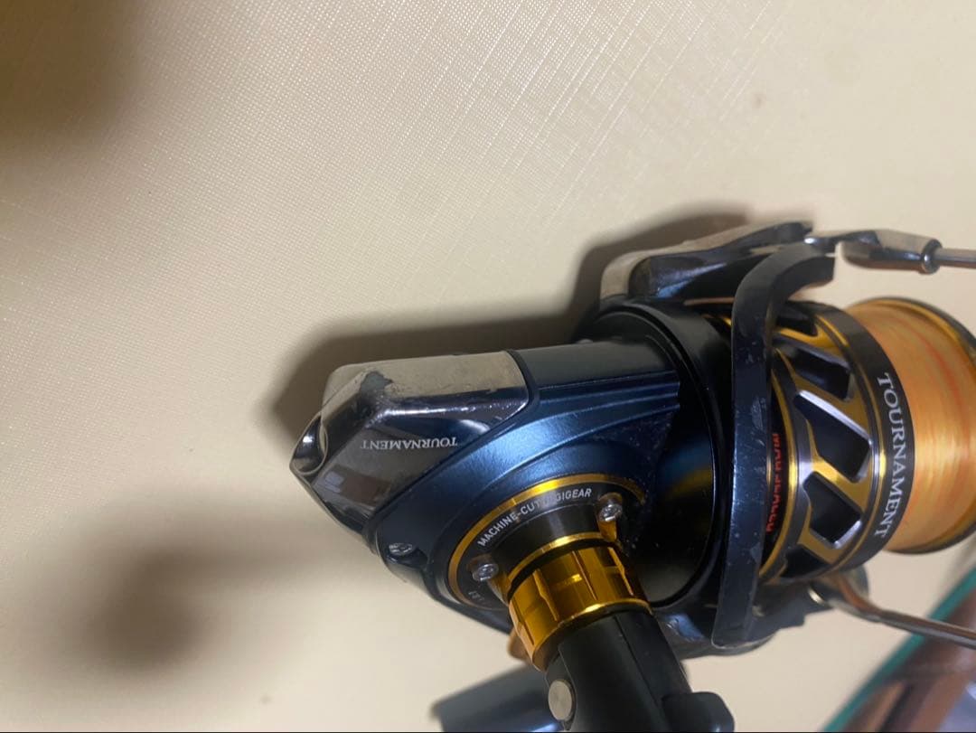 ダイワ 18トーナメント ISO 2500SH-LBD 値下げ交渉あり