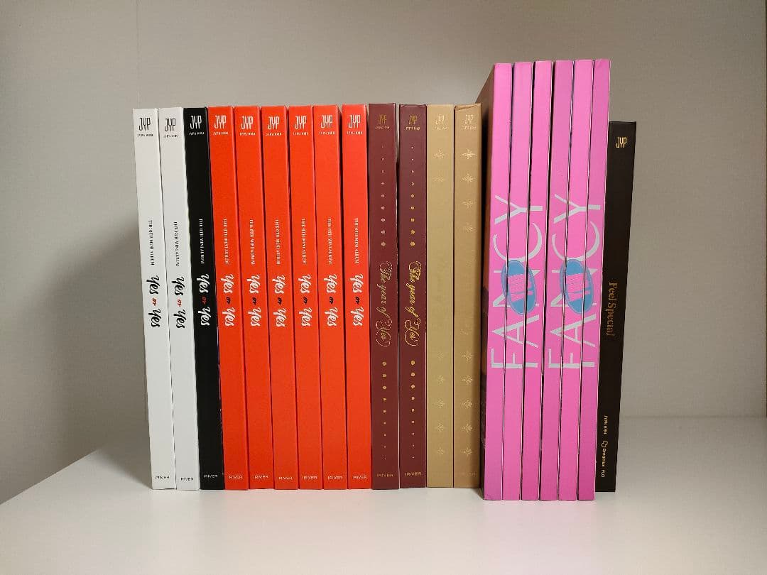 TWICE CD アルバム グッズ まとめ売り