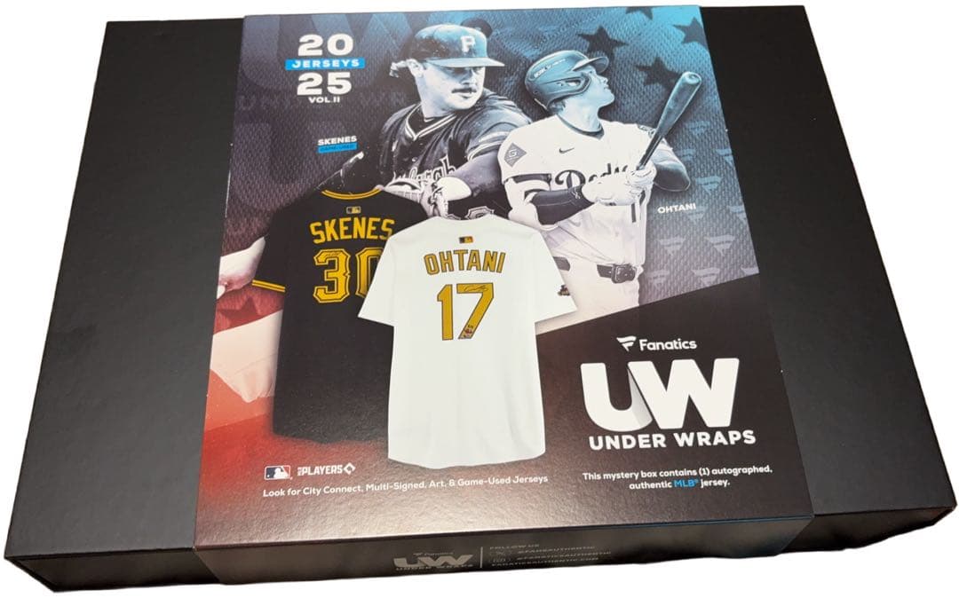 直筆サインユニ　Willy Adames ウィリー・アダメス