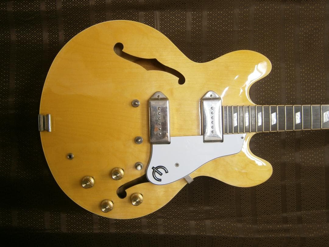 エピフォン＜カジノ・Casino＞欠品パーツあり