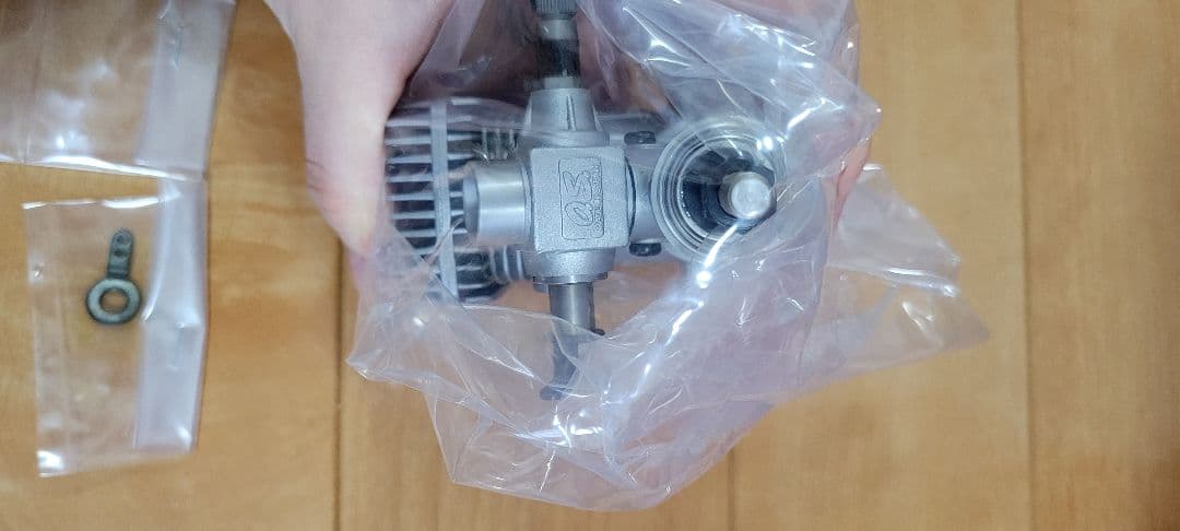 新品未使用　O.S. ENGINE 32SX-H エンジン