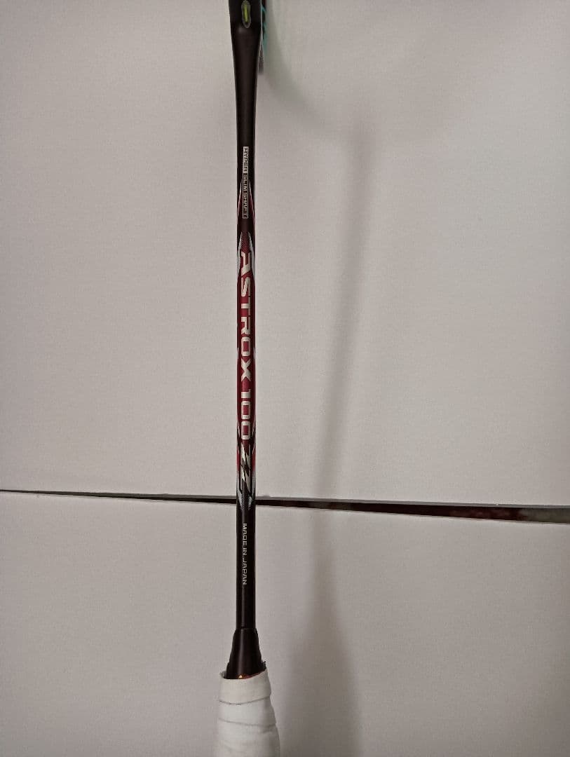 ラケット YONEX ASTROX100zz 4ug6