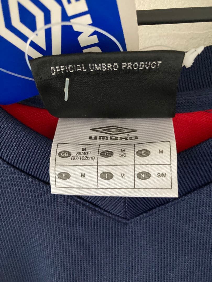 ☆新品☆送料無料☆UMBRO(アンブロ)イングランド代表トレーニングウェア☆