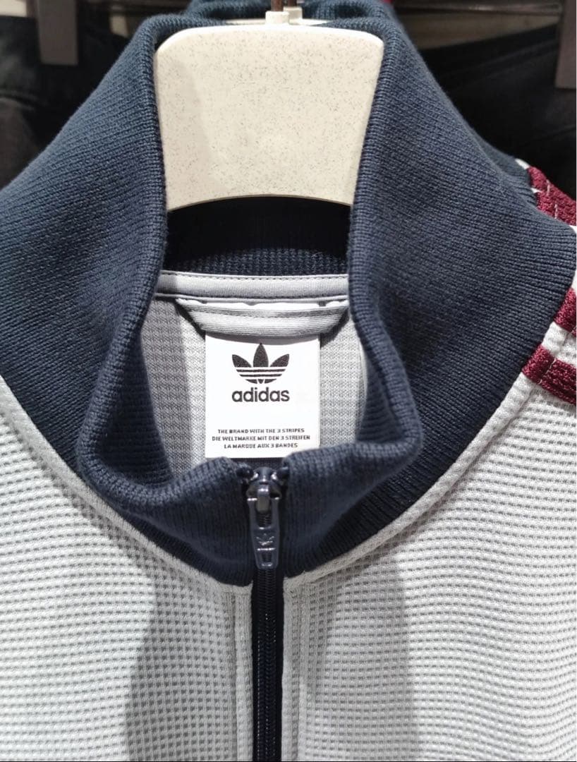 日本未発売M adidas 長袖ジャケット シルバーグレー KB8953