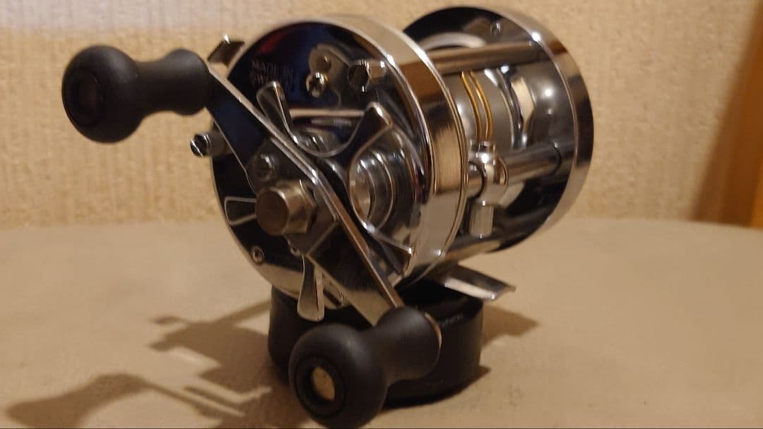 ABU 6500CS ROCKET ベイトリール