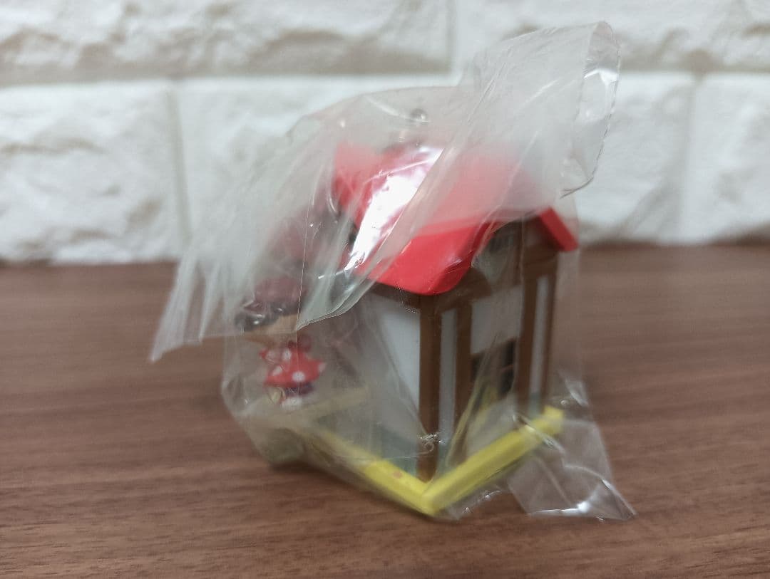 ！激レア！　新品未開封品　どうぶつの森　ミニミニハウスキーチェーン　任天堂