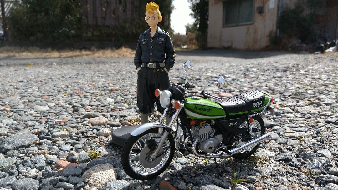 KH400プラモデル製作依頼用。タケミチのフィギュア付きません。