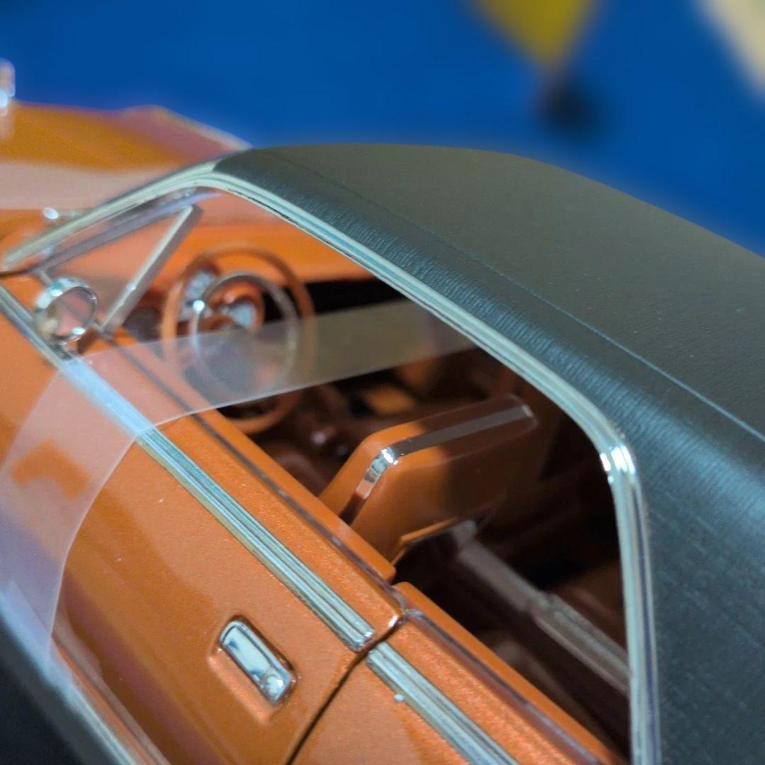 クライスラー ターバイン 1963 1/18 ダイキャストモデル