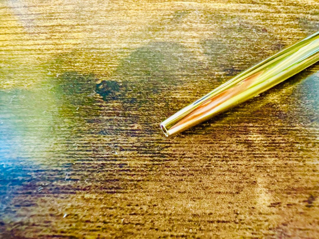 ブルガリ ツイスト式ボールペン エキセントリック ゴールドカラー