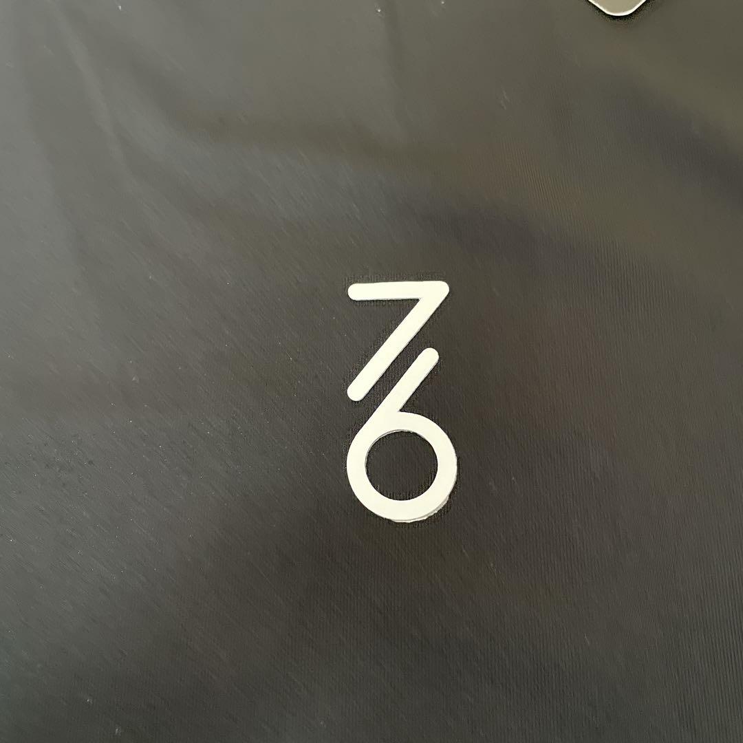 日本初上陸　76 セブンシックス　テニスウェア　サイズXL