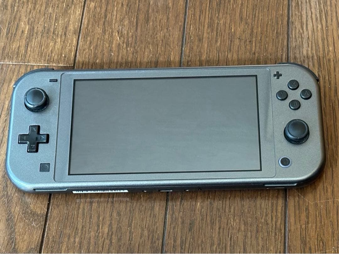 【中古】★Switchライト本体　ポケモンバージョン★