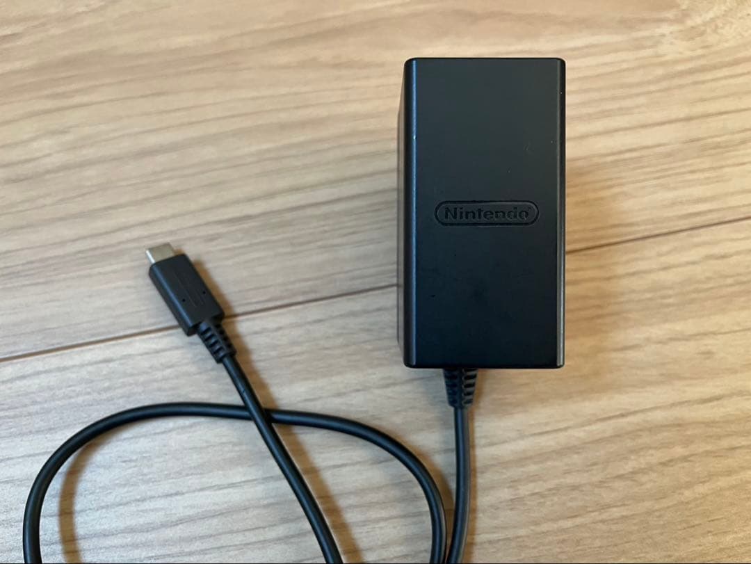 NintendoSwitchLite 本体セット ワイヤレスコントローラー2個付