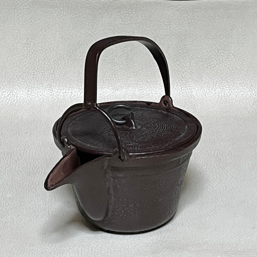 文映 銚子 共箱 瓢蒔絵 替蓋付 鉄製 燗鍋 酒次 酒器 【k3523】